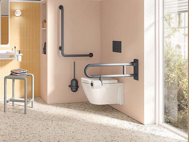 Barrierefreies Bad mit HEWI Serie 801
