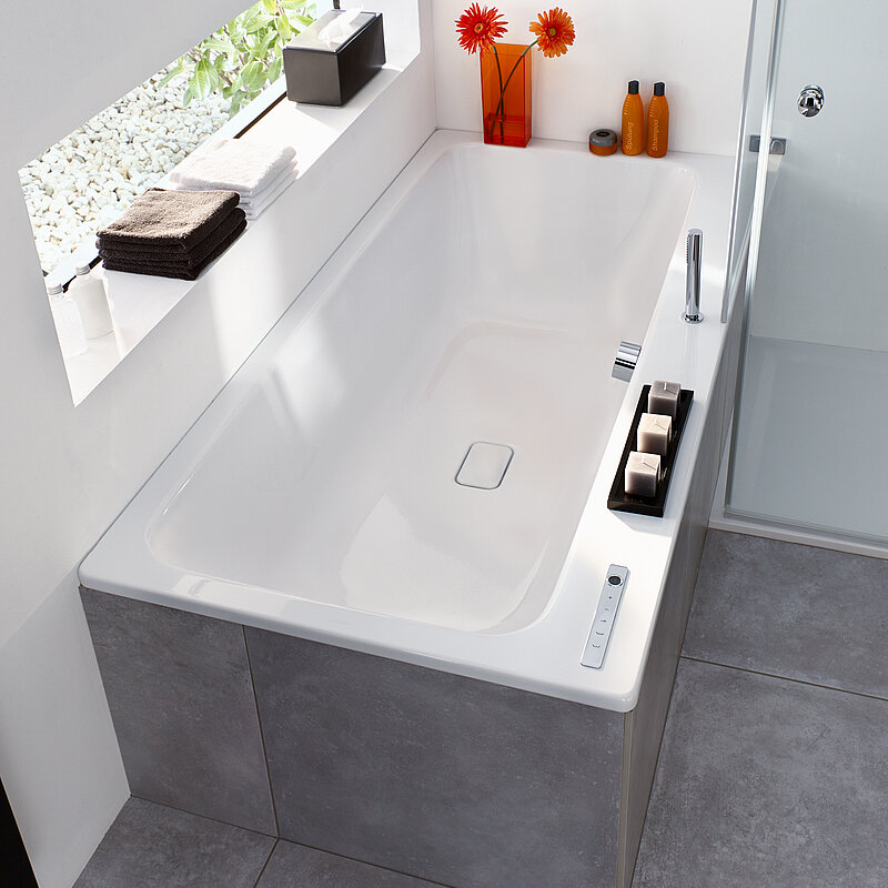 Badewanne am Fenster