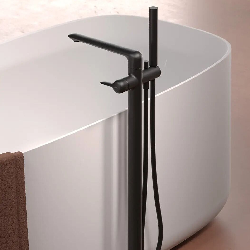 © FOR freistehende Armatur Badewanne Design Odivis FOR Badwelt