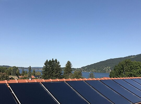 Solarkollektor Optiline sunWin24 auf Hausdach