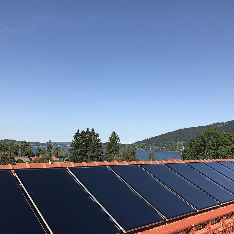 Solarkollektor Optiline sunWin24 auf Hausdach