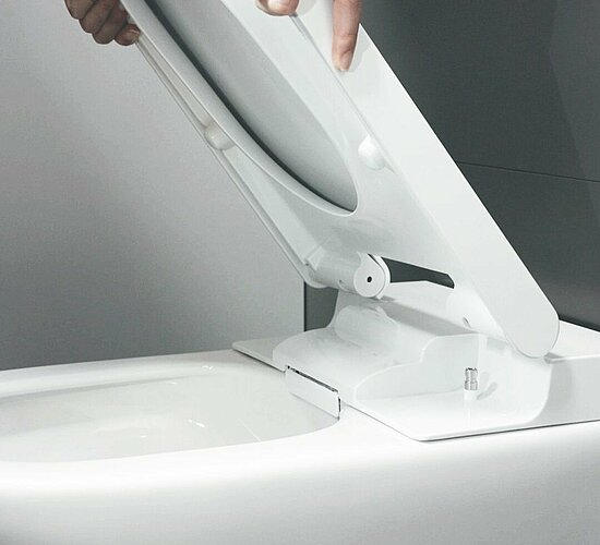 Optiline Smart A Dusch-WC: Abnahme des WC-Sitzes