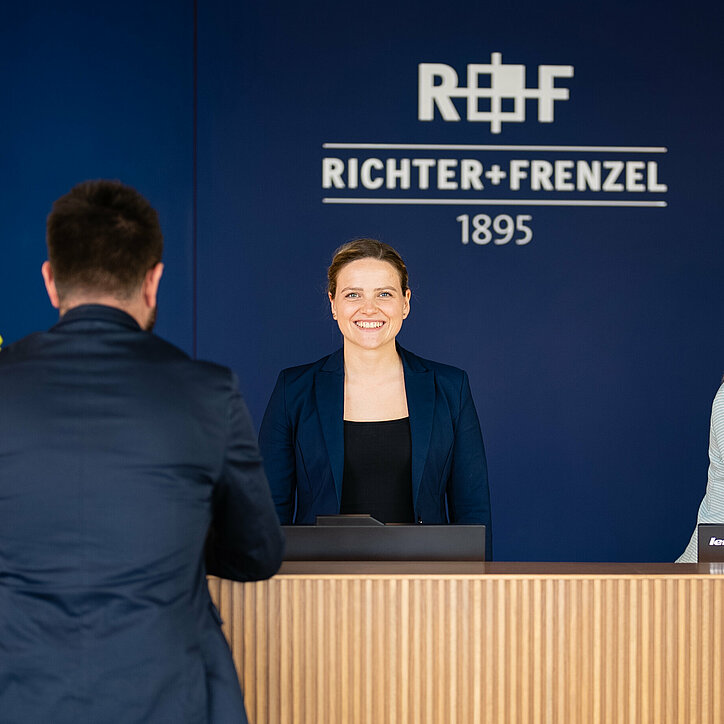 R+F Empfangsmitarbeiter