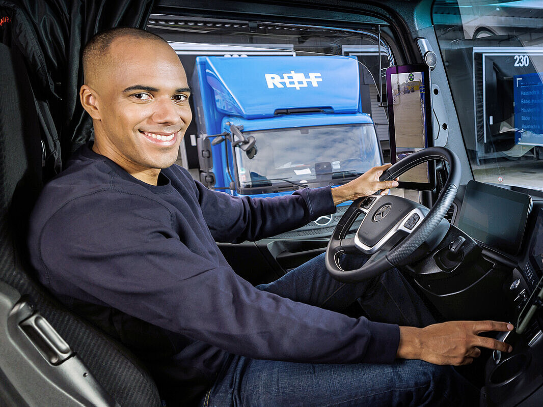 R+F Berufskraftfahrer im LKW