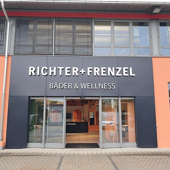 Richter+Frenzel Bäder & Wellness Store Pfaffenhofen Außenansicht