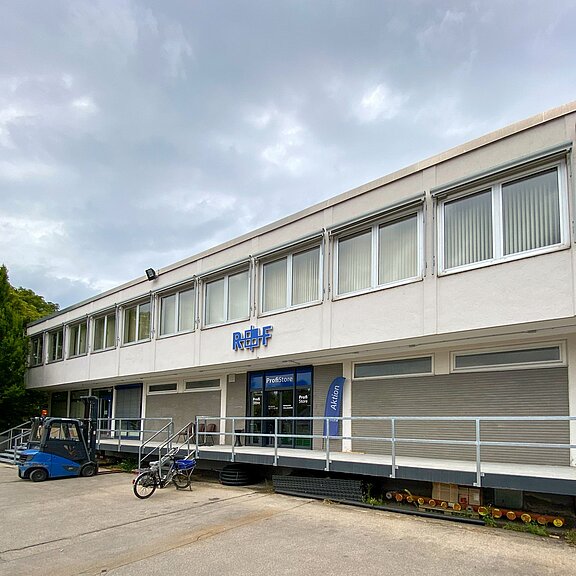 R+F ProfiStore Augsburg Stauffenbergstraße, Außenansicht